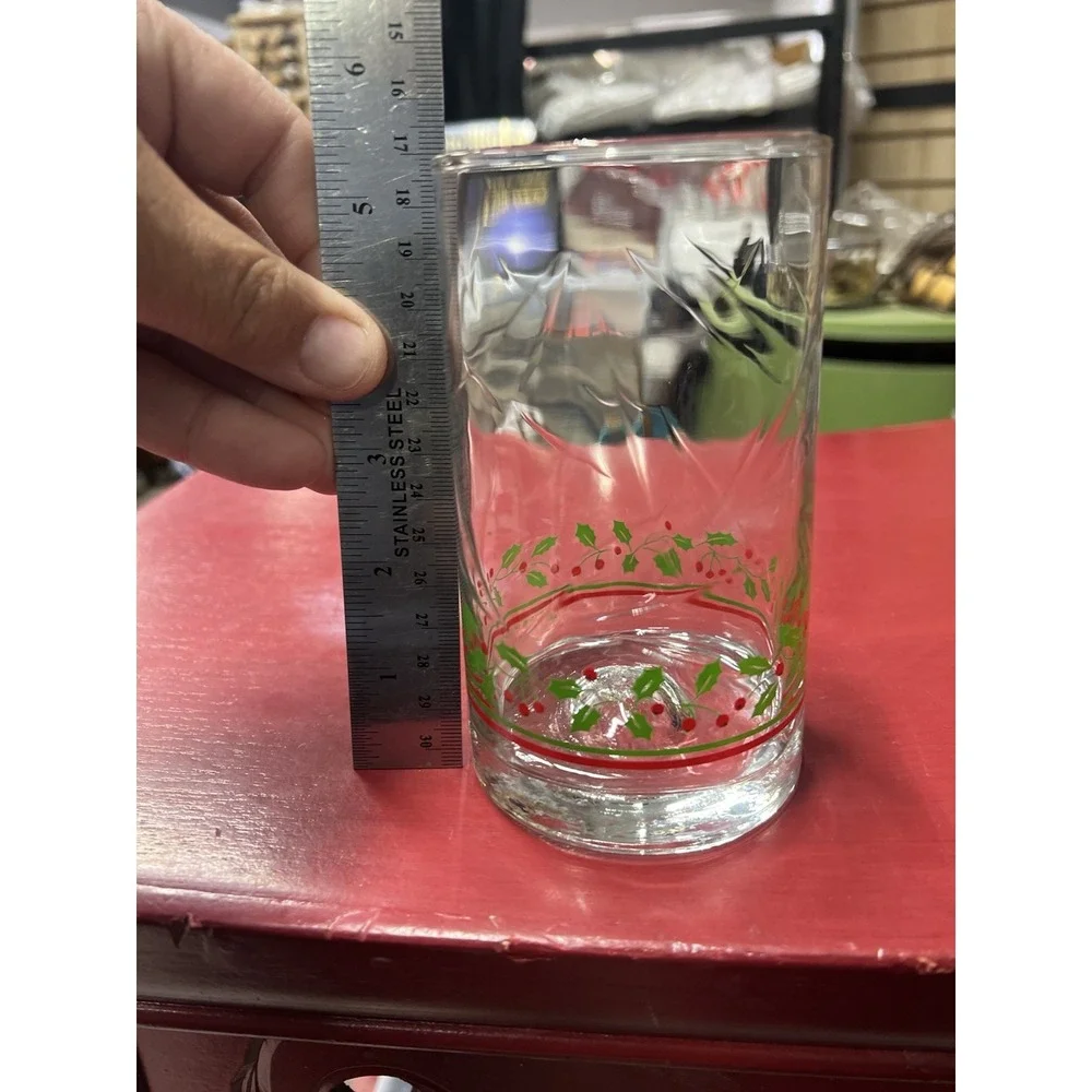 ARBY'S HOLLY BERRY WATER DRINKING GLASS‎ VINTAGE CHRISTMAS 1982 RED GREEN